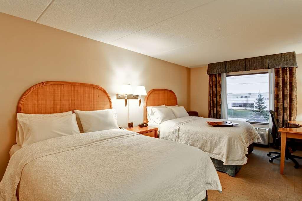 Hampton Inn & Suites Guelph Phòng bức ảnh