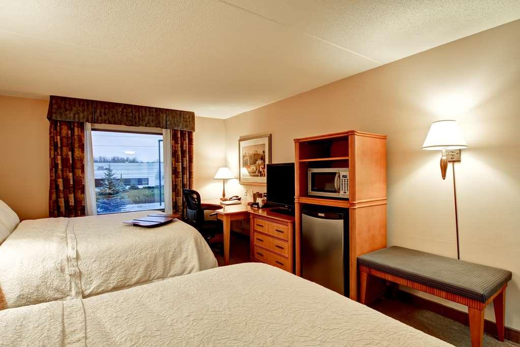 Hampton Inn & Suites Guelph Phòng bức ảnh