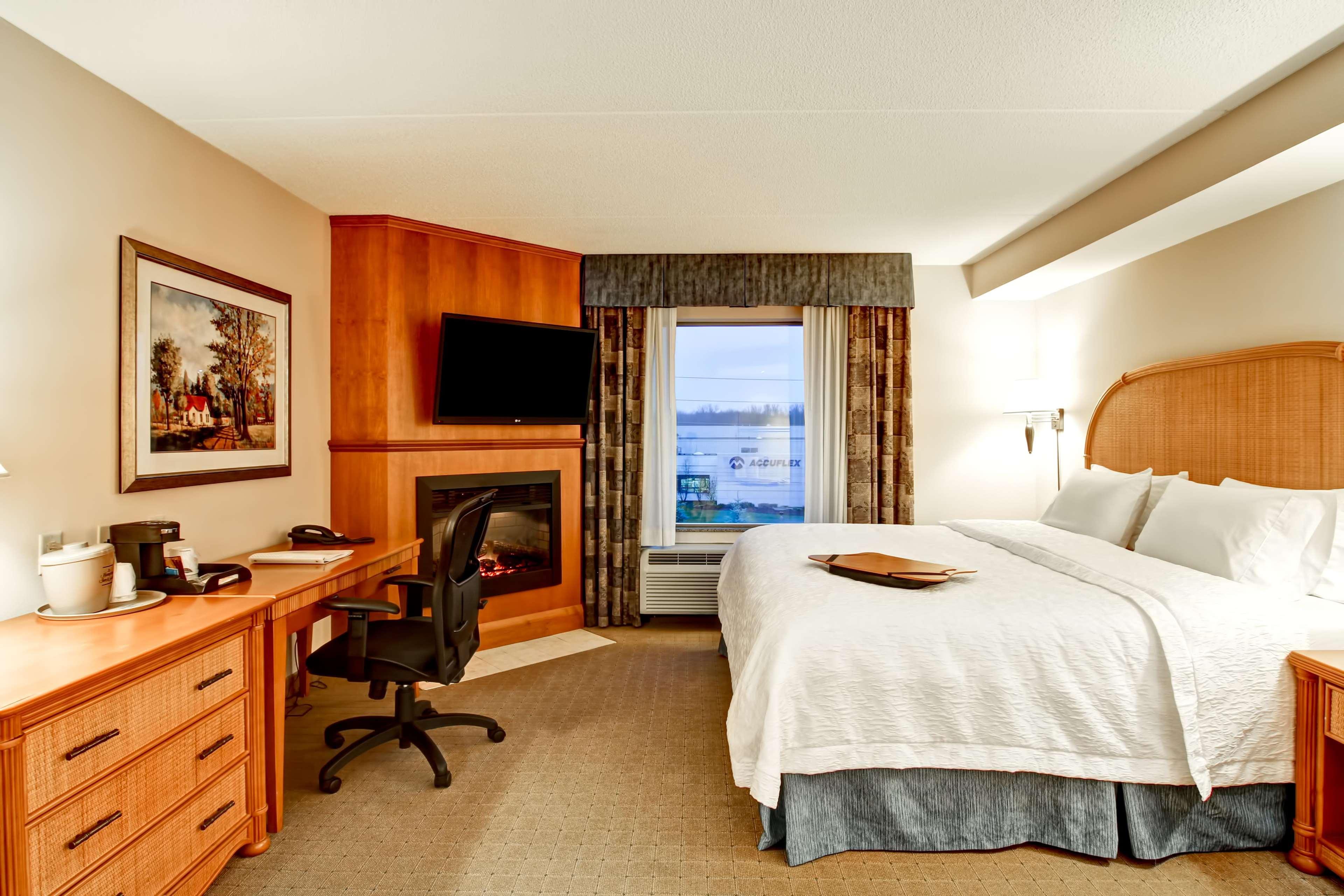 Hampton Inn & Suites Guelph Ngoại thất bức ảnh