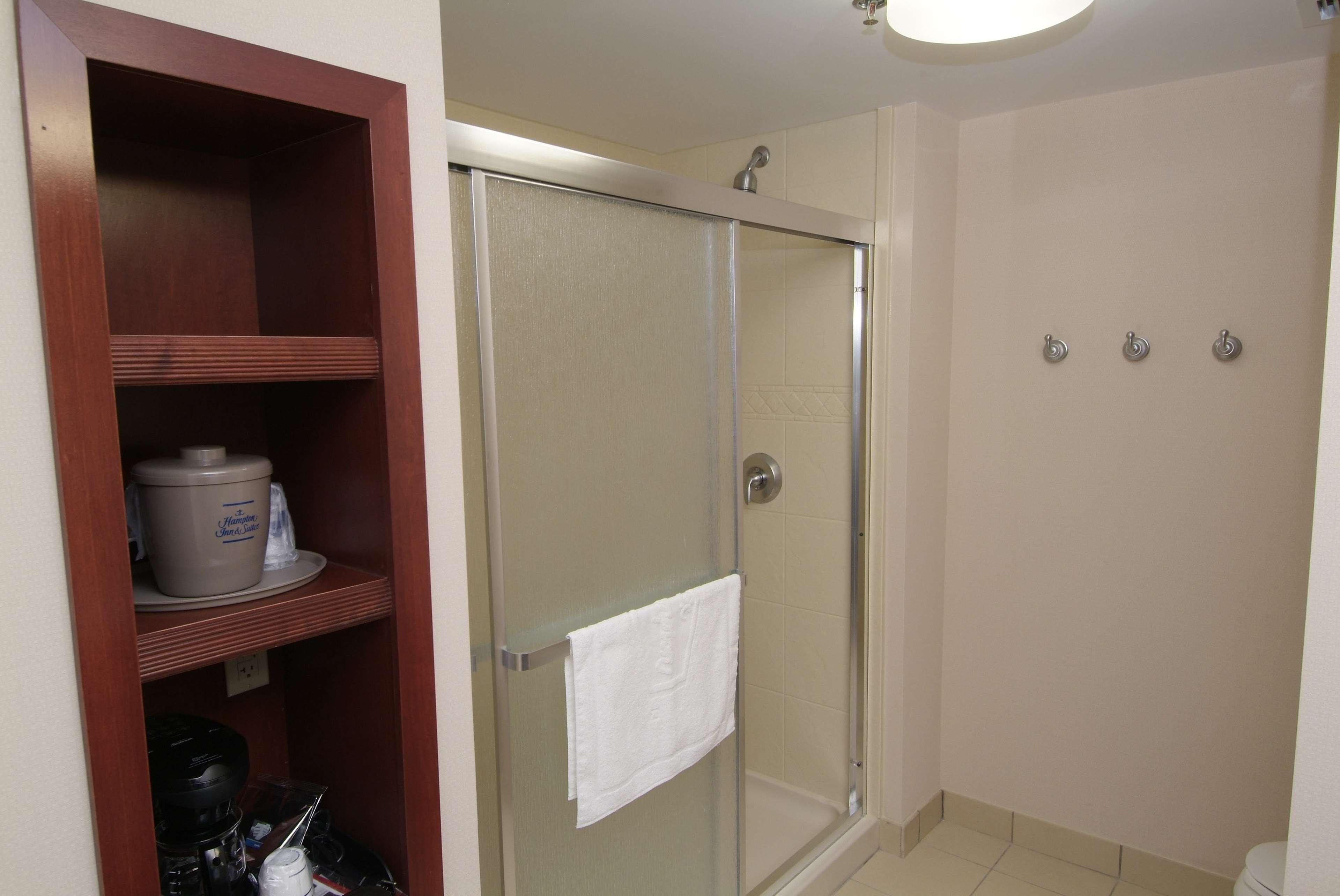Hampton Inn & Suites Guelph Ngoại thất bức ảnh