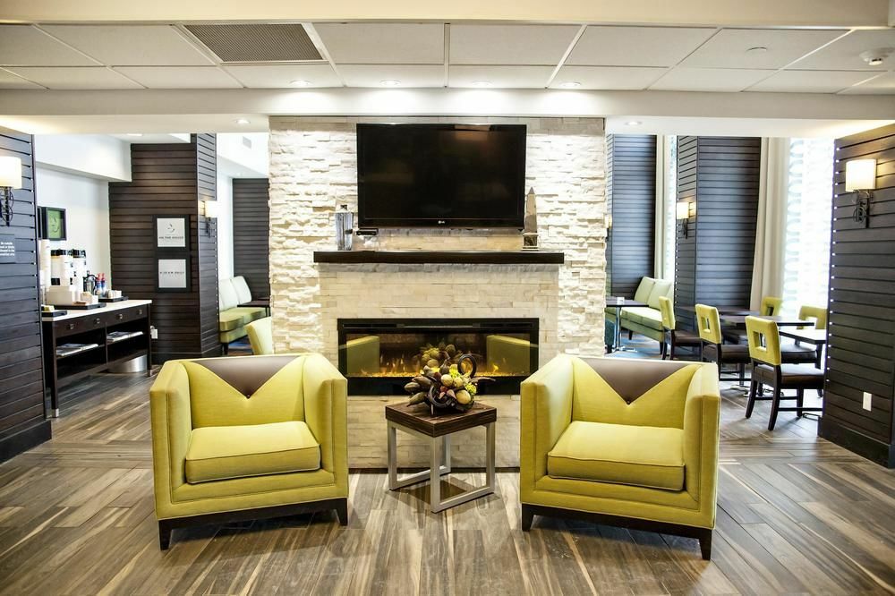 Hampton Inn & Suites Guelph Ngoại thất bức ảnh
